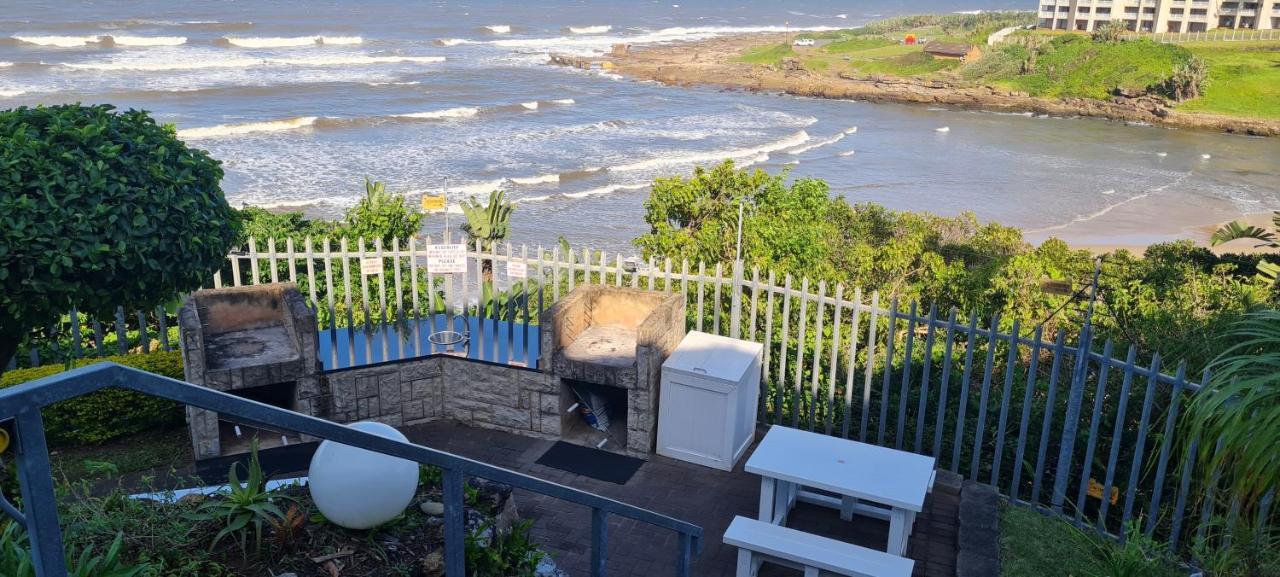 Aride 4 Awesome View Of Uvongo Main Swimming Beach From Communal Braai Area Lägenhet Margate Exteriör bild