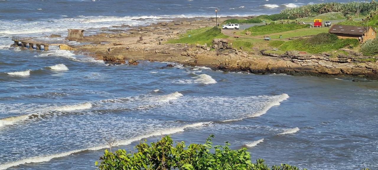 Aride 4 Awesome View Of Uvongo Main Swimming Beach From Communal Braai Area Lägenhet Margate Exteriör bild